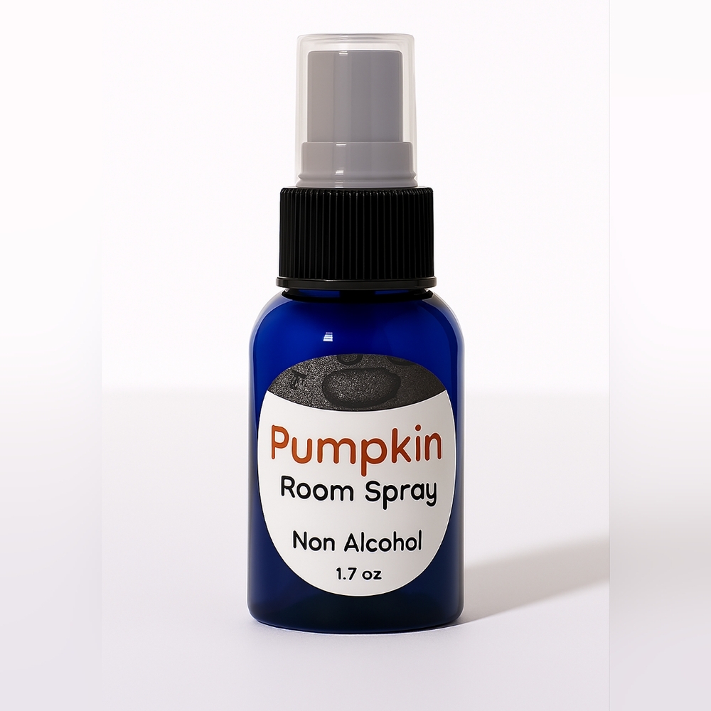 Hand crafted Pumpkin room spray 1.7 oz nwt - Picture 3 of 3